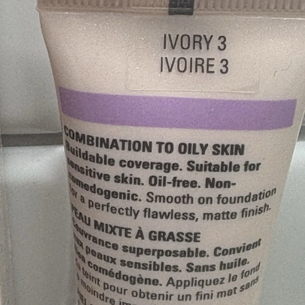 Mary Kay Foundation Makeup Ivory 3 Combination To‎ Oily Matte NIB